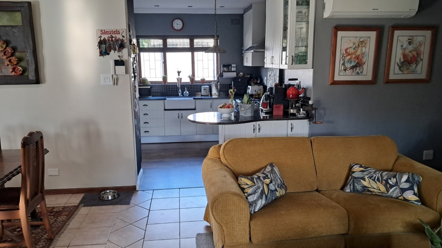 4 Bedroom Property for Sale in Hoogstede Western Cape